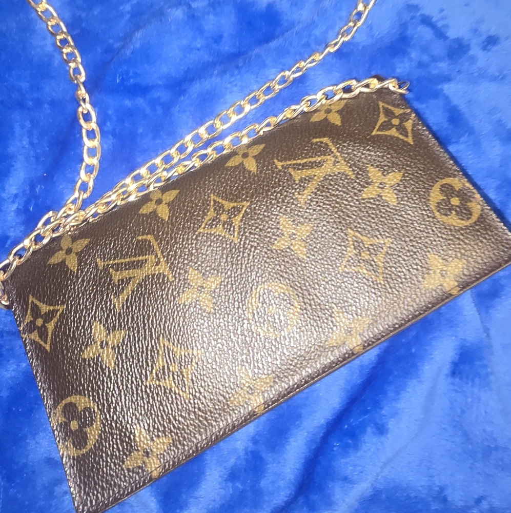 Louis Vuitton Monagram Sarah Wallet LV - Picture 2 of 8
